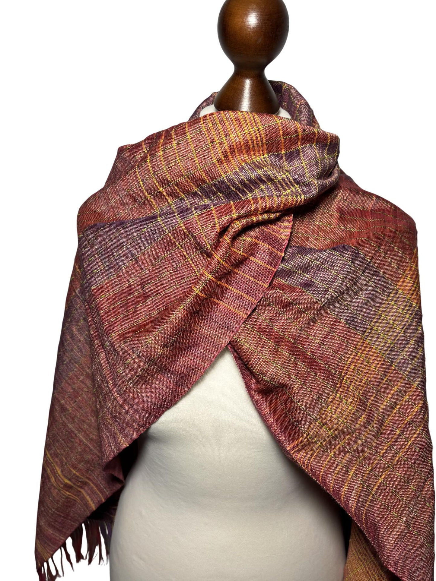 Handwoven Mauve Purple 100% Silk Shawl – Lightweight Elegant Wrap