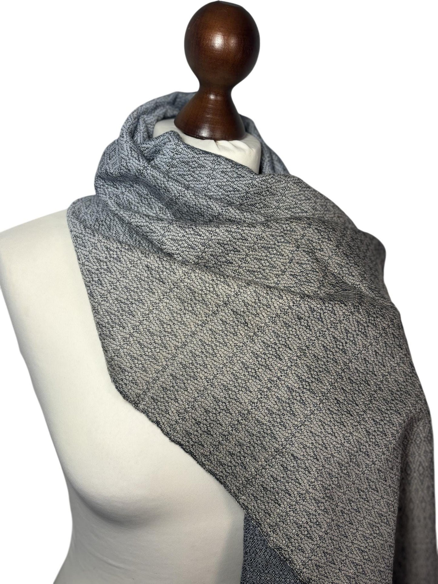 Blau-Grauer luxuriöser Schal, handgewebter Merino-Schal