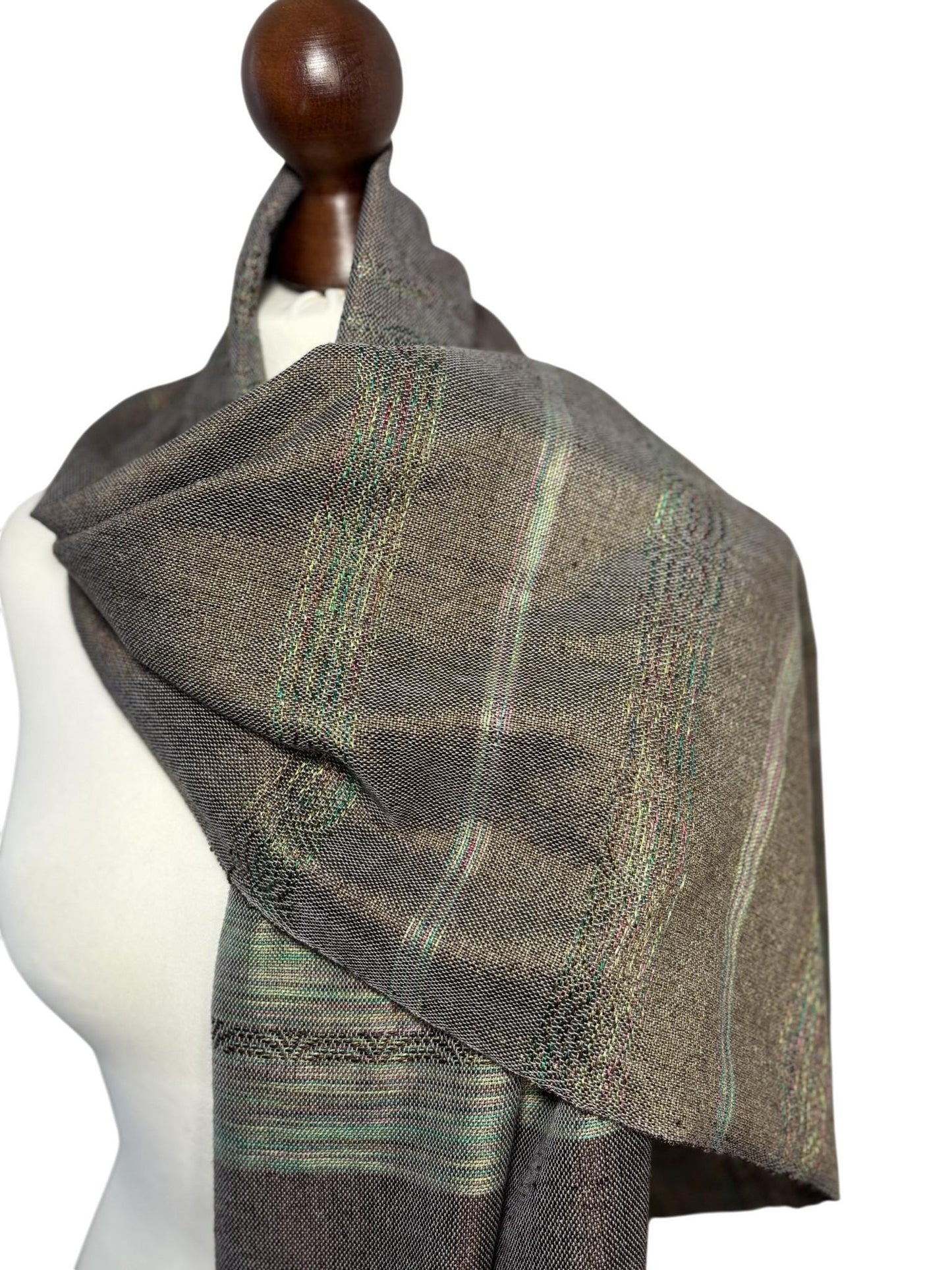 Handgefärbter Seide-Merino-Schal, handgewebter braun-grüner Schal, eleganter Wickel