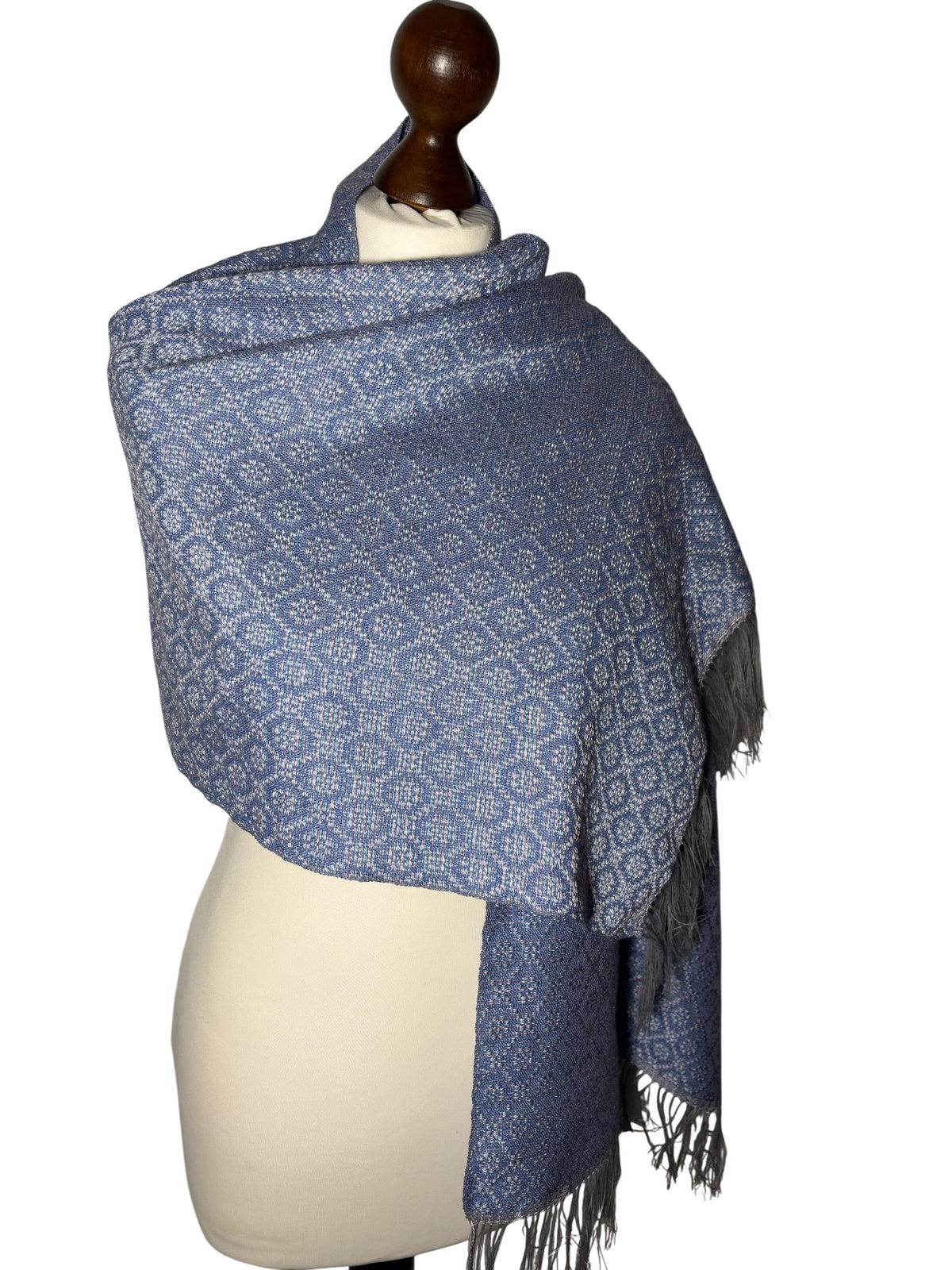 Handgewebtes elegantes lila-blaues Seidentuch