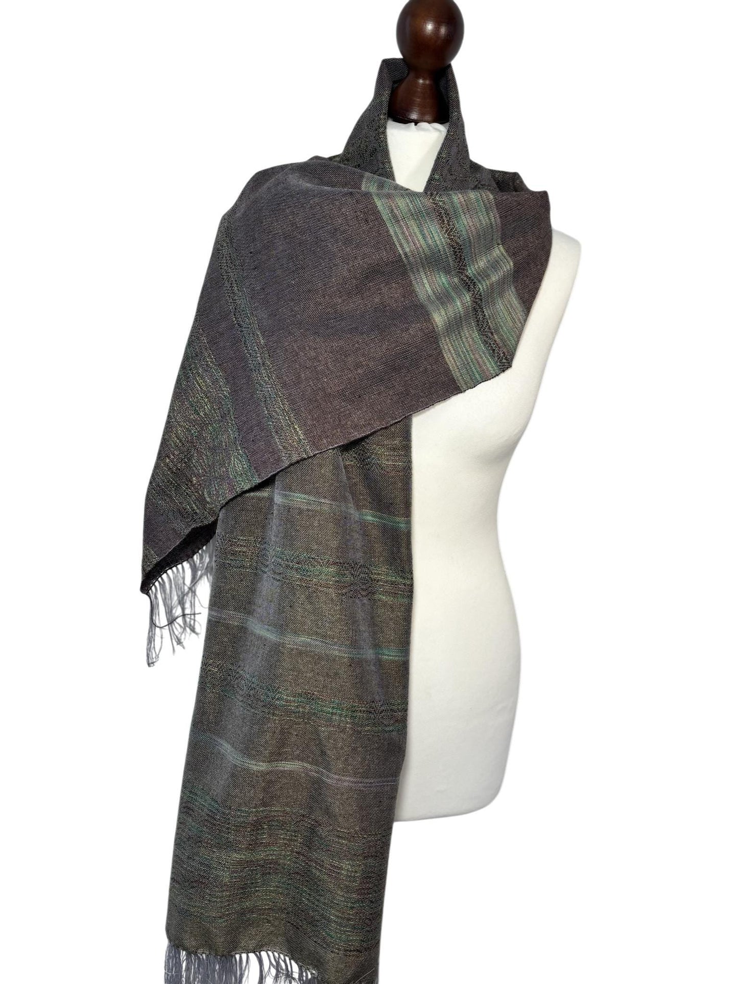 Handgefärbter Seide-Merino-Schal, handgewebter braun-grüner Schal, eleganter Wickel